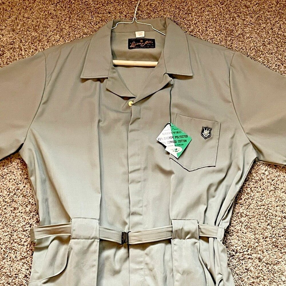 NWT Walls Leisurealls Belted Jumpsuit in light Green/Grey